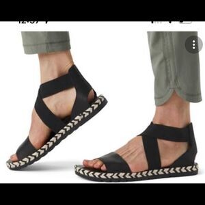 Sorel Ella II Black Leather Sandals sz 10 EUC